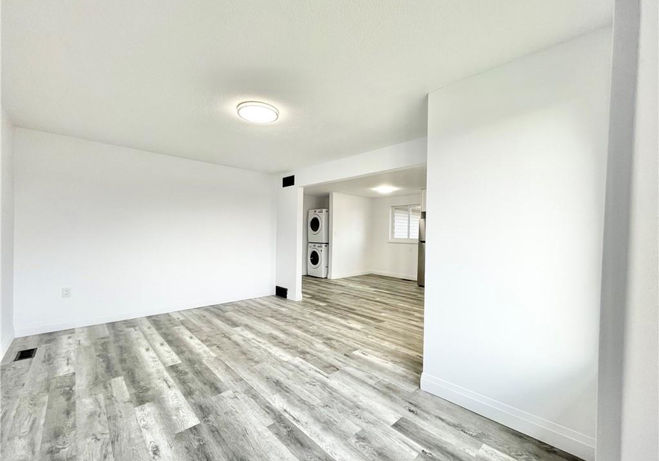 76-marc-boulevard-welland-ontario-40866438