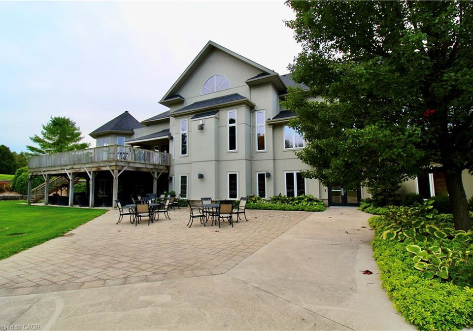 40-stornoway-crescent-huron-east-ontario-40866452