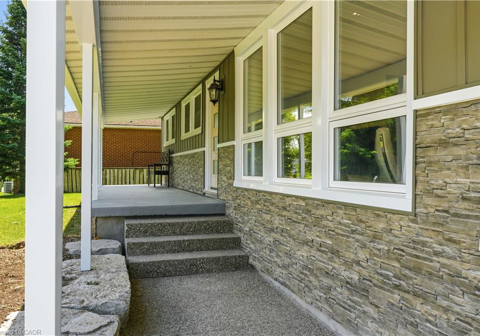 99-byron-avenue-stoney-creek-ontario-40866489