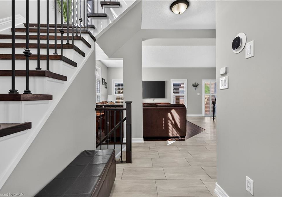 85-benziger-lane-stoney-creek-ontario-40866561