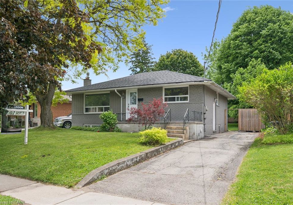 79-dumbarton-street-guelph-ontario-40866612