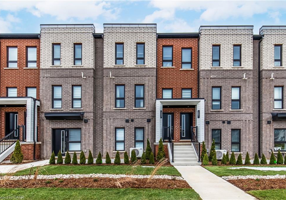 173-burke-street-waterdown-ontario-40866621
