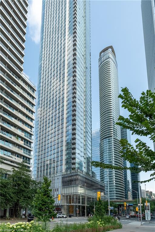 10-york-street-toronto-ontario-40866631