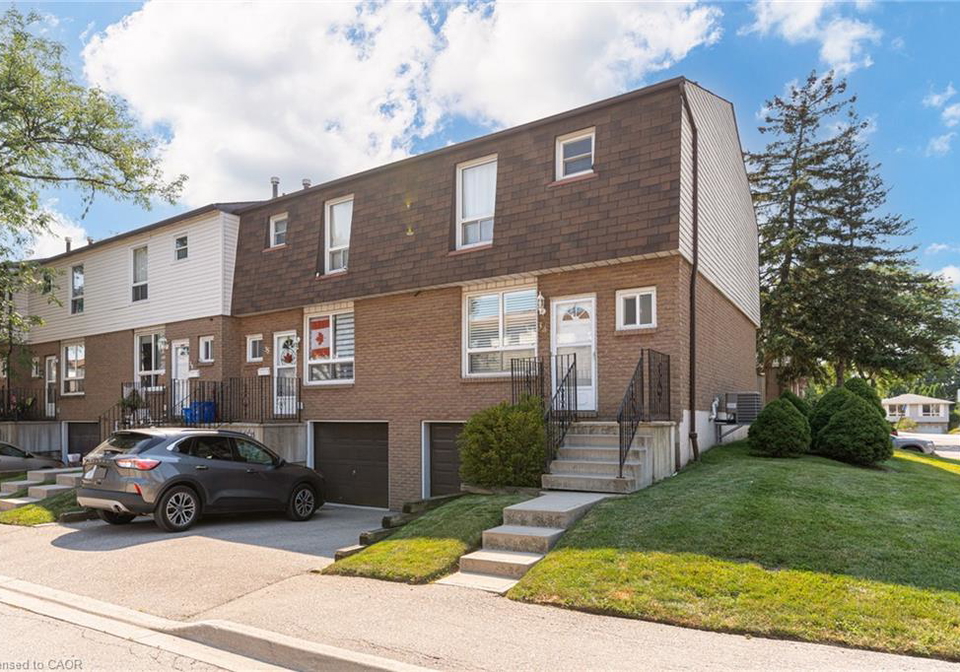 1301-upper-gage-avenue-hamilton-ontario-40866637