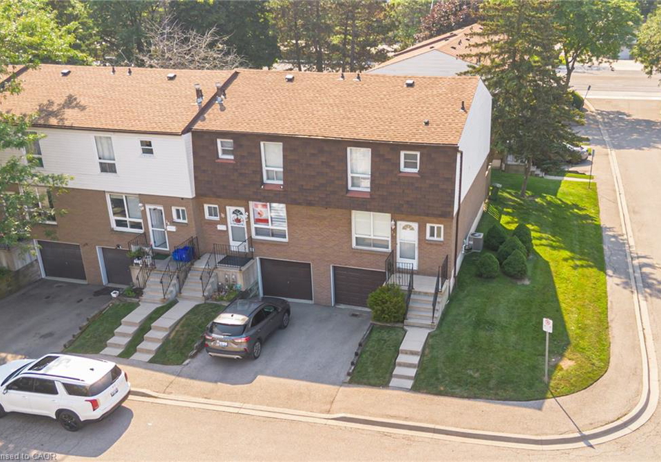 1301-upper-gage-avenue-hamilton-ontario-40866637