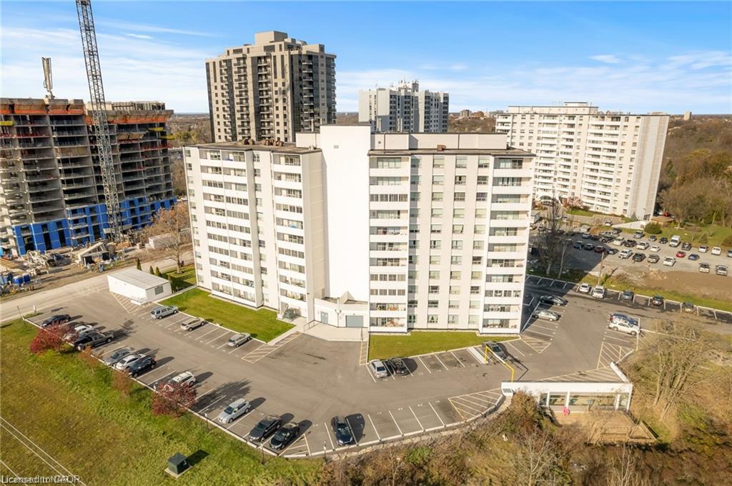 35-towering-heights-boulevard-st-catharines-ontario-40866733
