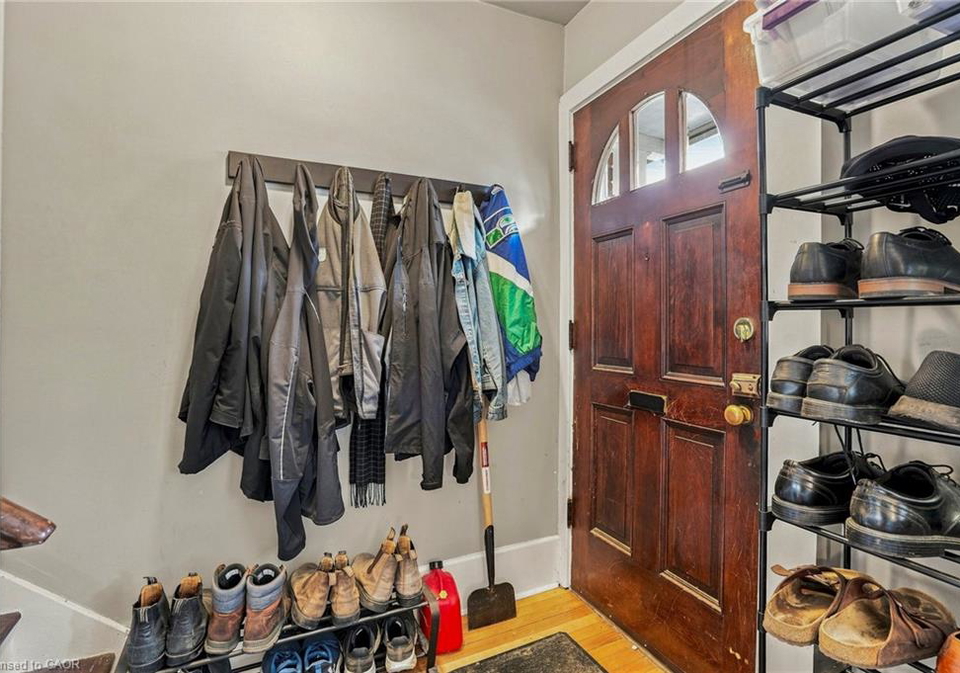 83-napier-street-hamilton-ontario-40866739