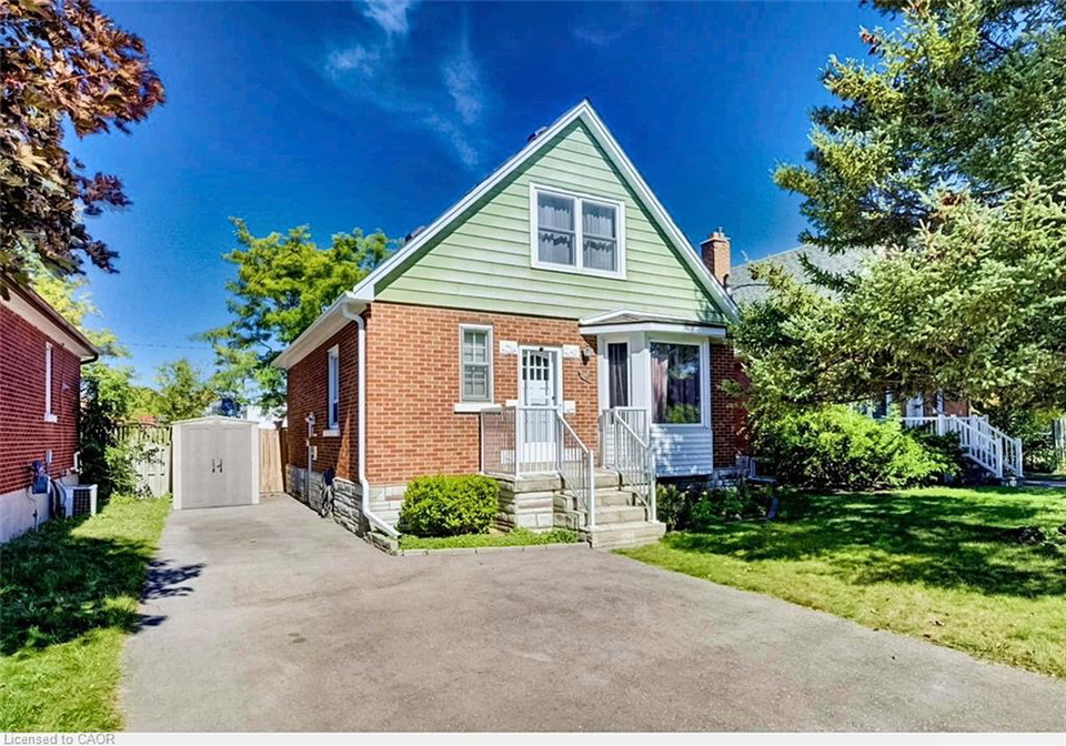 208-arnold-street-kitchener-ontario-40866787