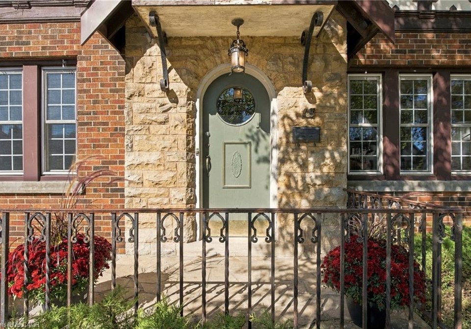48-rothsay-avenue-hamilton-ontario-40866800