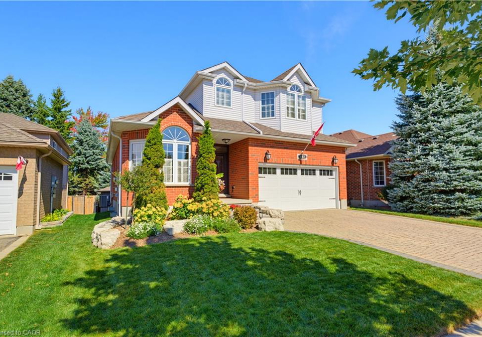 247-fern-crescent-waterloo-ontario-40866814