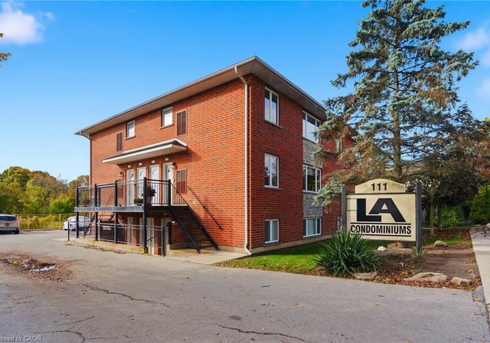 111-smits-cove-smithville-ontario-40866815