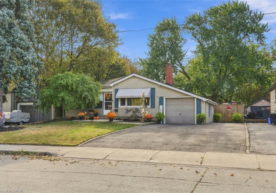 36-pottruff-road-hamilton-ontario-40866820