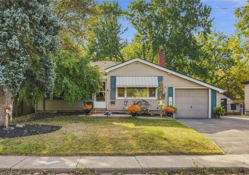 36-pottruff-road-hamilton-ontario-40866820