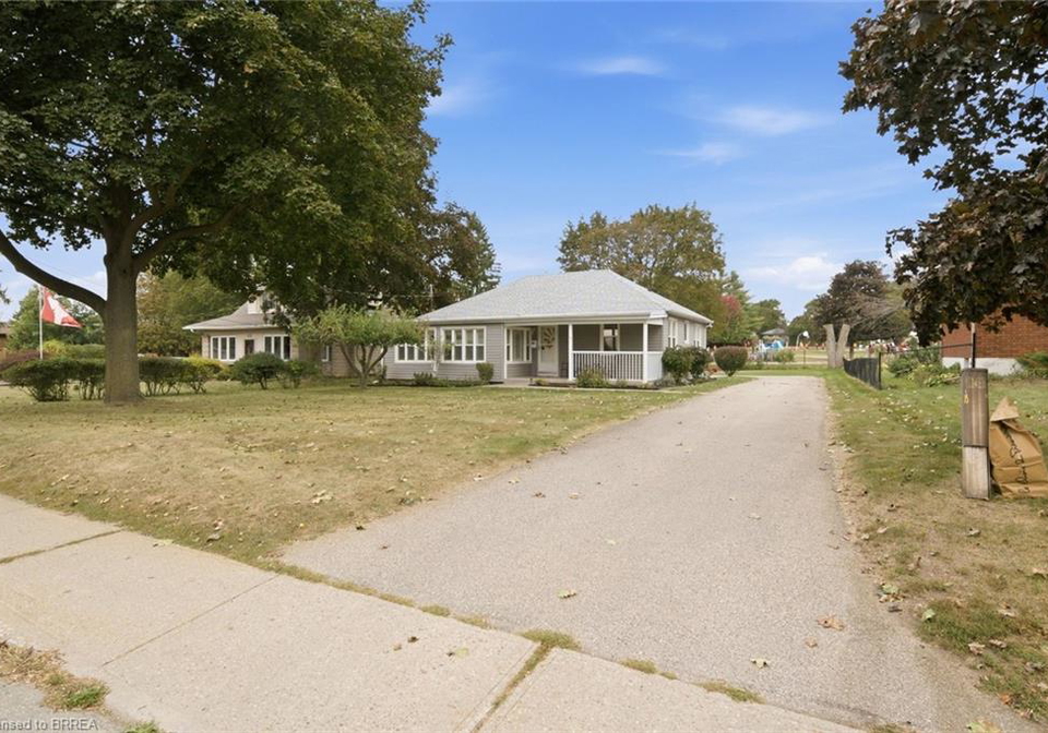 111-silver-street-paris-ontario-40866854
