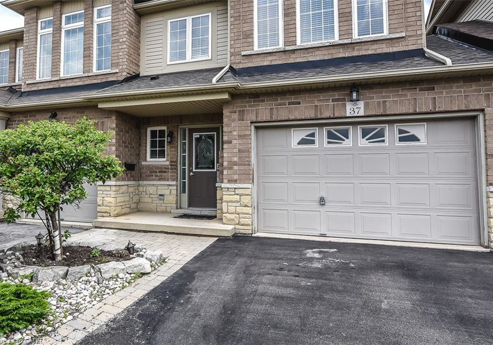 37-cornerstone-drive-10th-line-shore-ontario-40866855