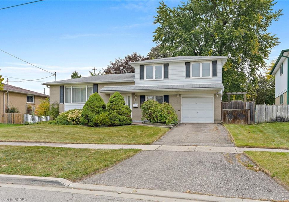 5-lucinda-place-georgetown-ontario-40866870