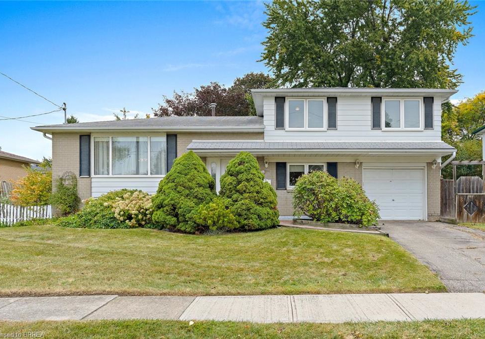 5-lucinda-place-georgetown-ontario-40866870