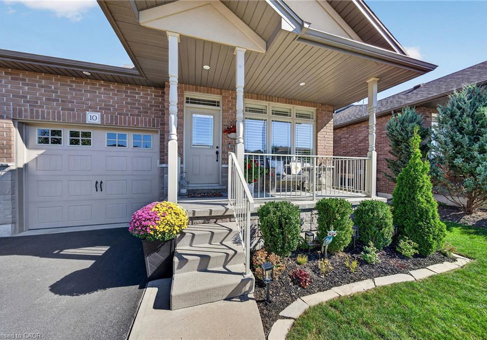 10-macneil-court-hagersville-ontario-40866877