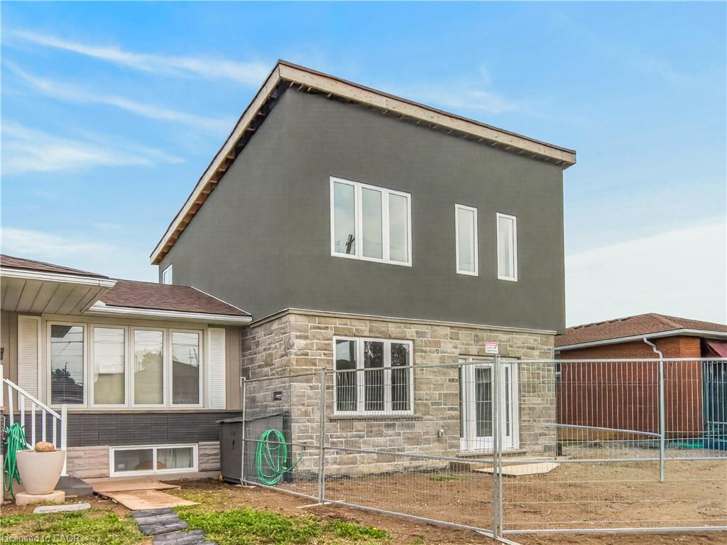 17-victor-boulevard-hamilton-ontario-40866895