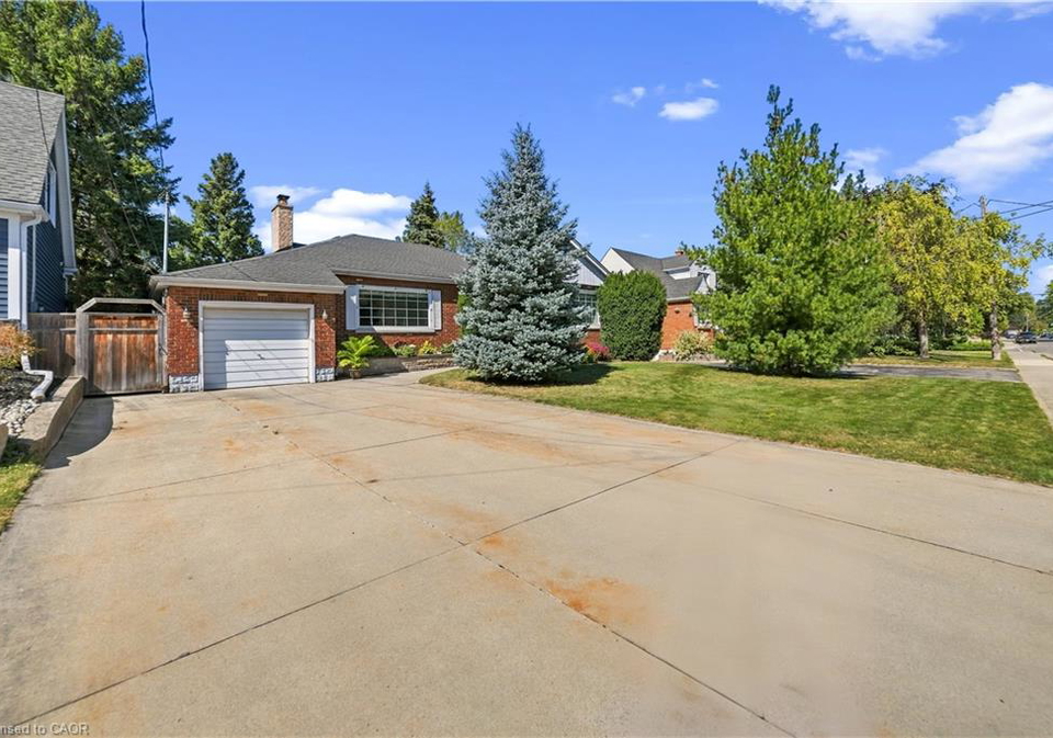 106-pottruff-road-s-hamilton-ontario-40866902