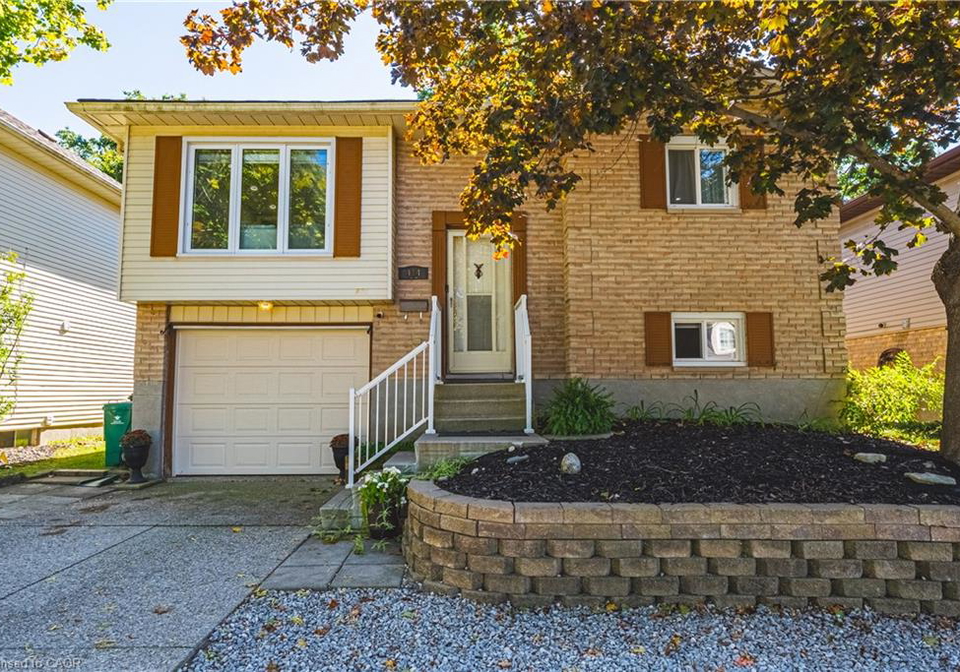 414-woods-lane-cambridge-ontario-40866915