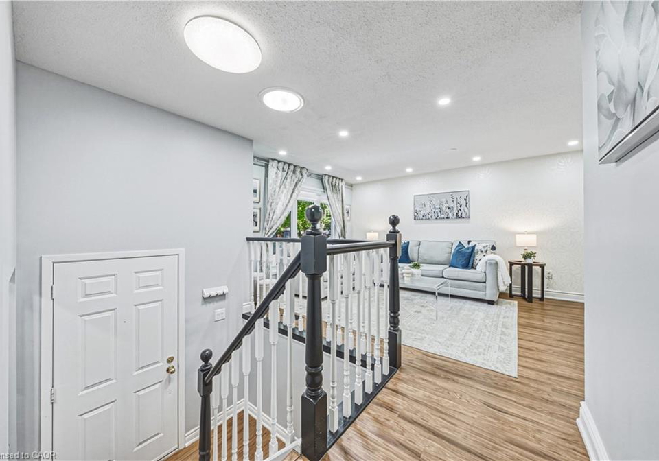 414-woods-lane-cambridge-ontario-40866915