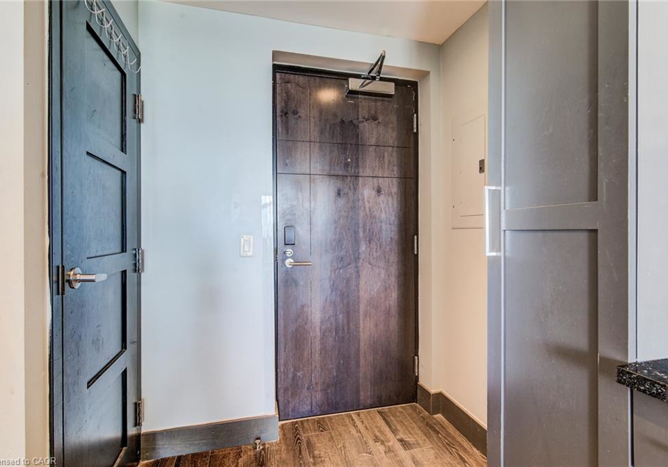 330-phillip-street-waterloo-ontario-40866964