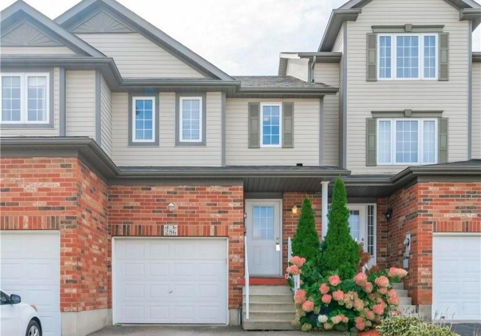 286-sophia-crescent-kitchener-ontario-40866989