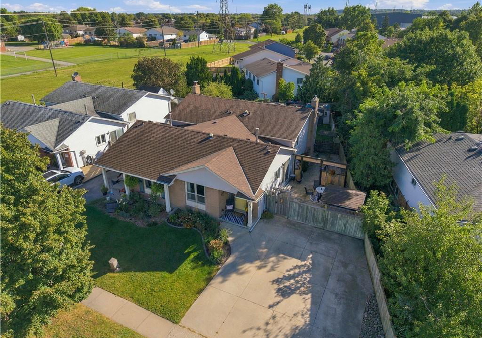 23-autumn-place-st-catharines-ontario-40867000