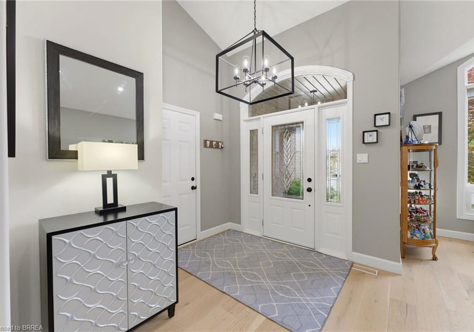 64-carmichael-crescent-brantford-ontario-40867028