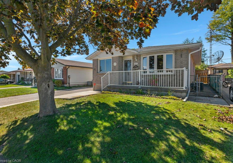 222-thunderbird-drive-cambridge-ontario-40867030
