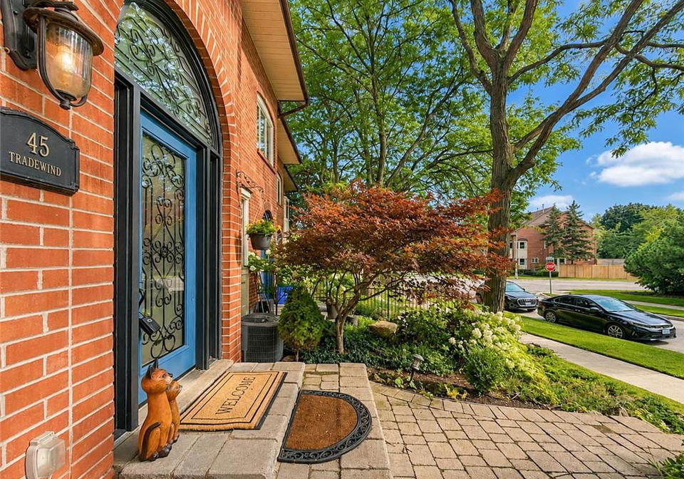 45-tradewind-drive-oakville-ontario-40867036