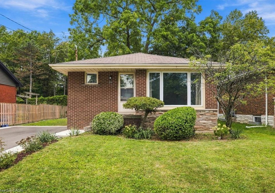 212-west-33rd-street-hamilton-ontario-40867062