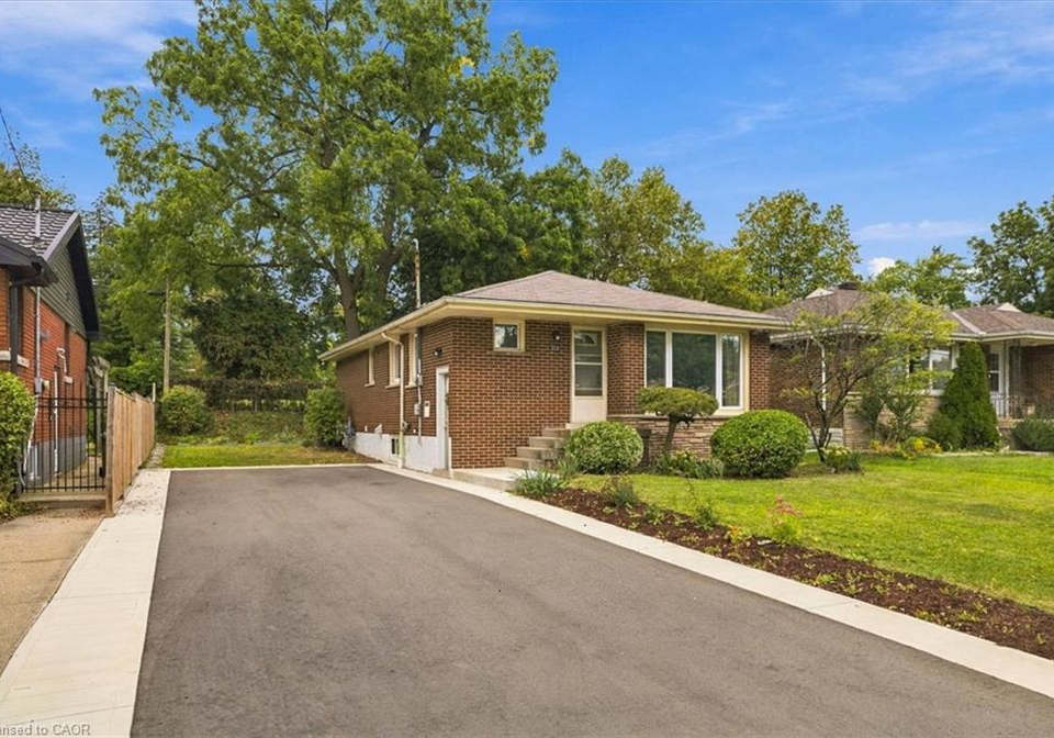 212-west-33rd-street-hamilton-ontario-40867062