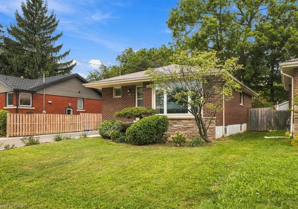 212-west-33rd-street-hamilton-ontario-40867062