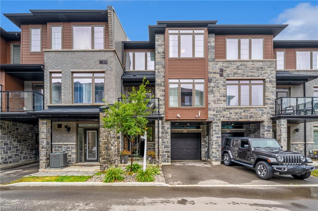 30-times-square-boulevard-stoney-creek-ontario-40867069