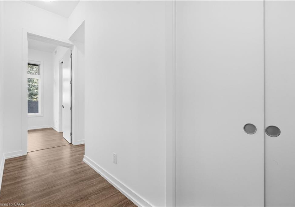 457-plains-road-e-burlington-ontario-40867093