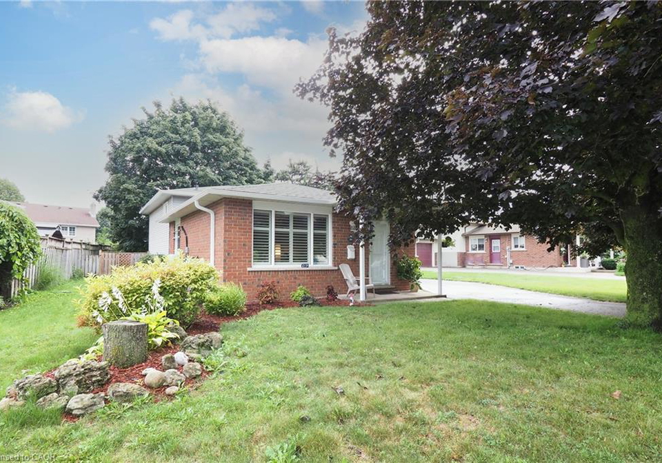 219-foxhunt-road-waterloo-ontario-40867098