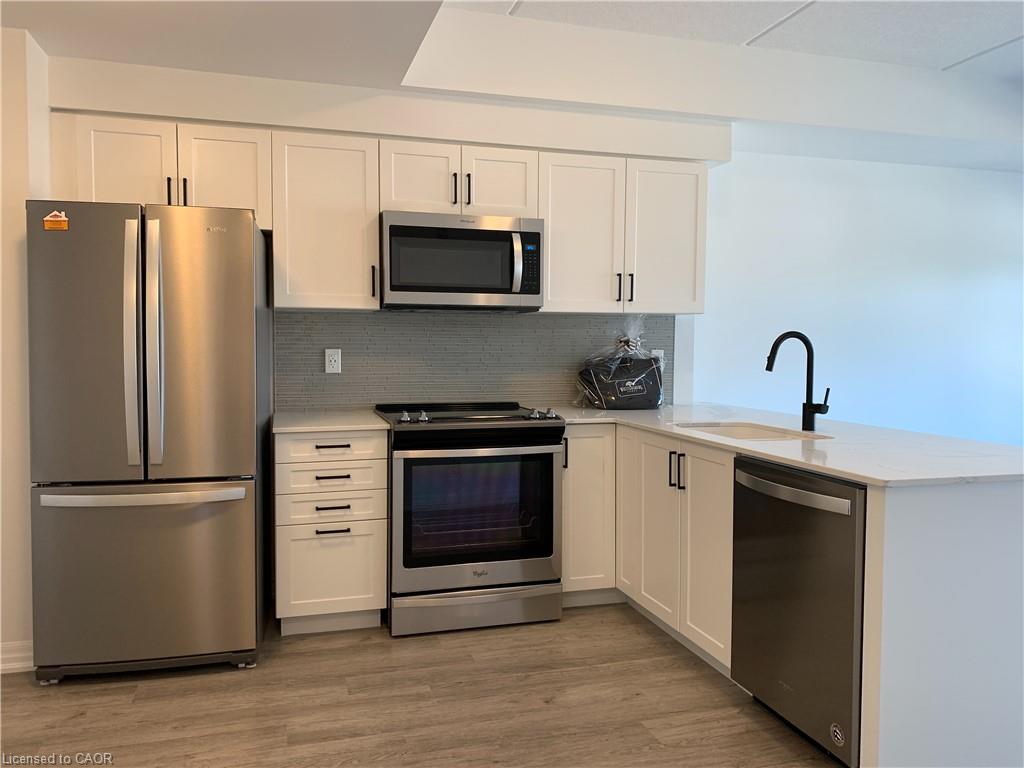 195-commonwealth-street-kitchener-ontario-40867151