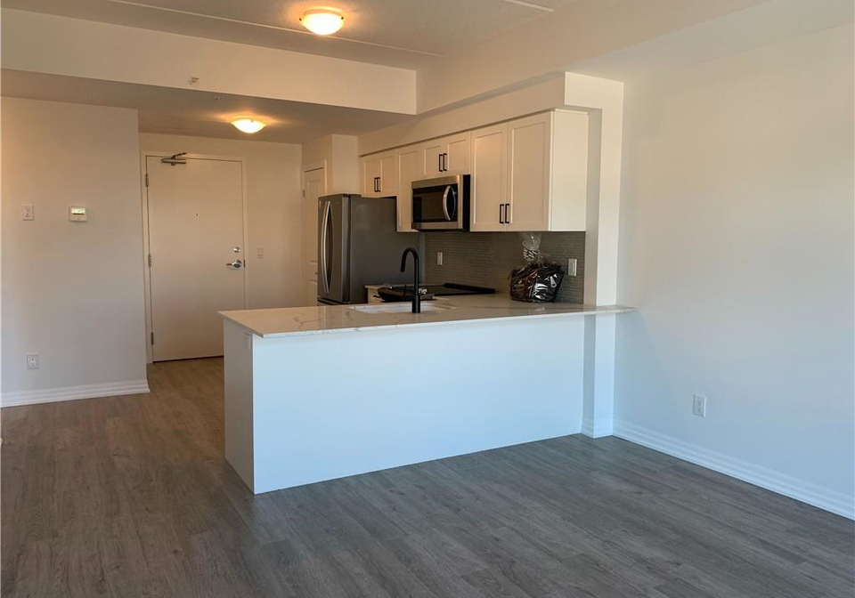 195-commonwealth-street-kitchener-ontario-40867151