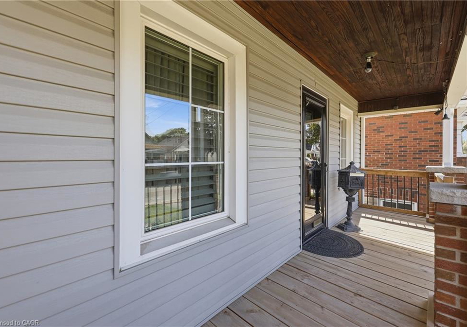 84-barons-avenue-n-hamilton-ontario-40867166