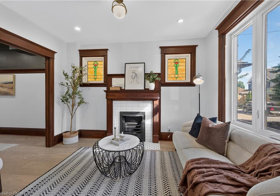 145-edgemont-street-hamilton-ontario-40867175