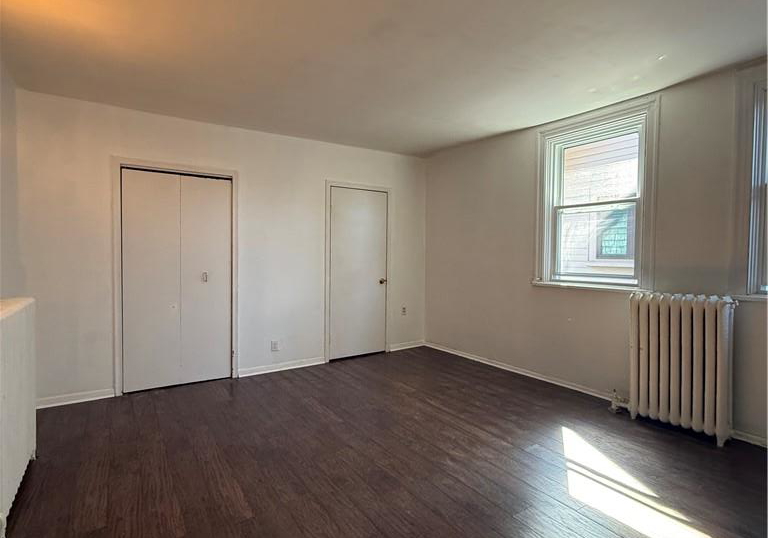 4-undermount-avenue-hamilton-ontario-40867183