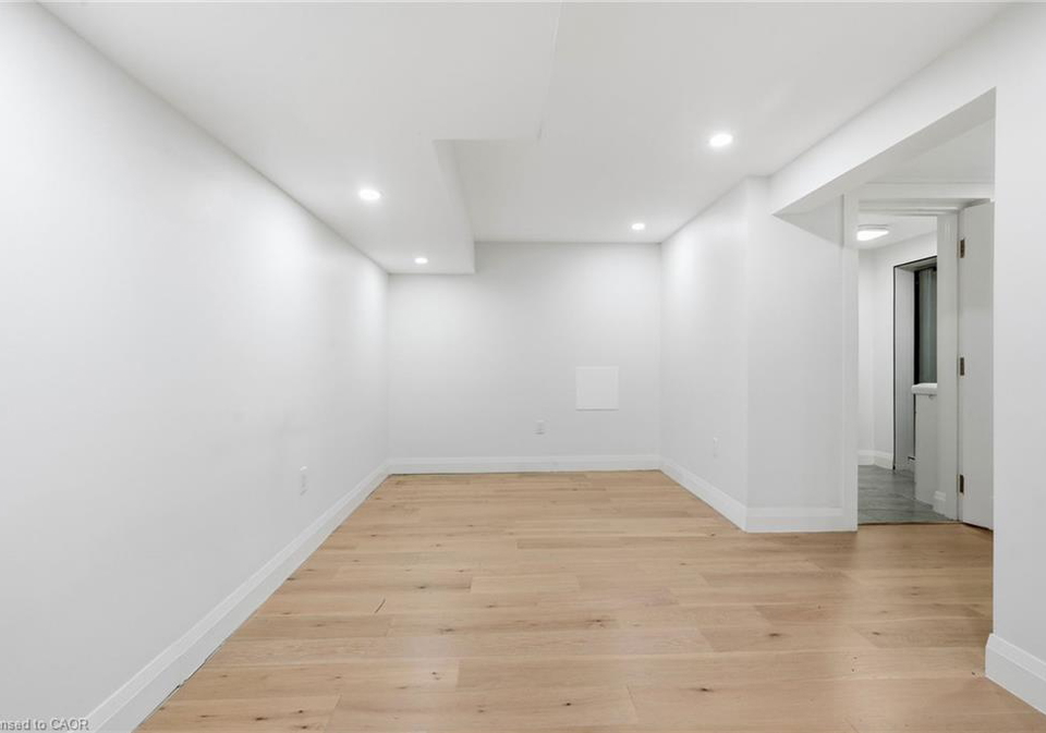 47-barrington-drive-welland-ontario-40867184
