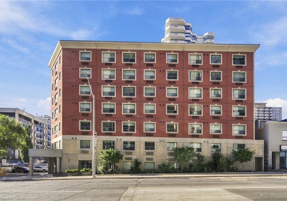 149-main-street-w-hamilton-ontario-40867231