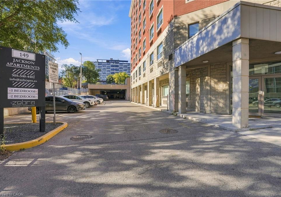 149-main-street-w-hamilton-ontario-40867242