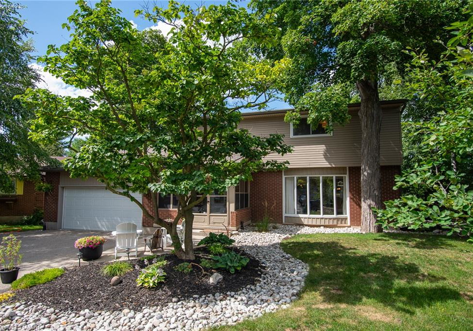 51-murrayhill-court-kitchener-ontario-40867247