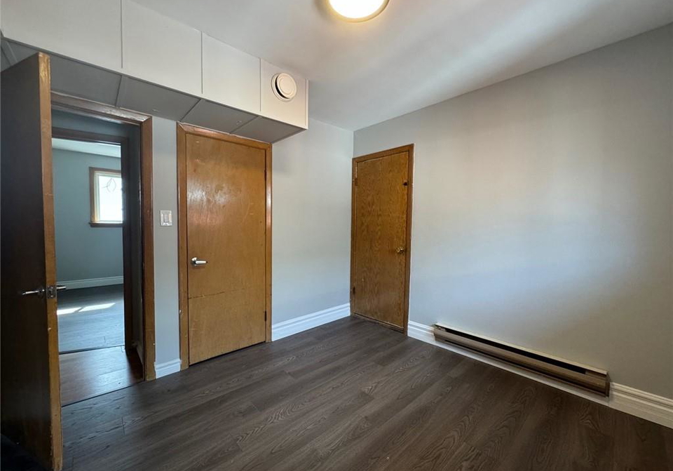 192-allen-street-e-waterloo-ontario-40867249