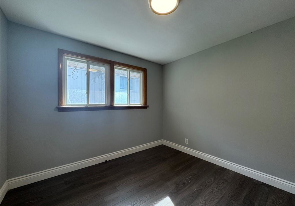 192-allen-street-e-waterloo-ontario-40867249