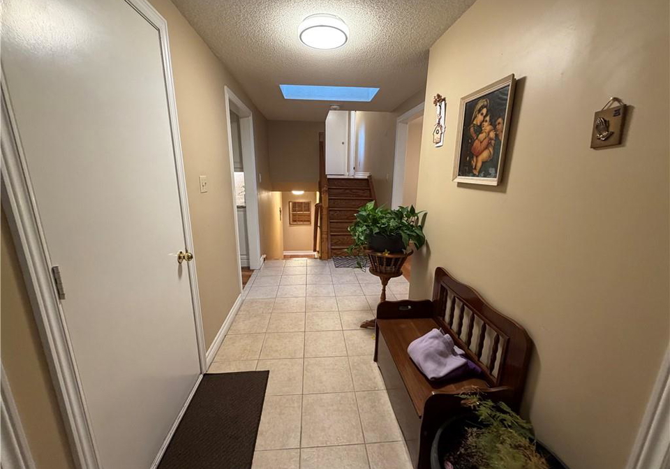 8-lowell-street-s-cambridge-ontario-40867278